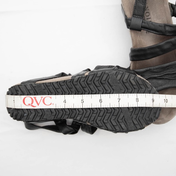 & Other Stories Black and Tan Sandals - Picture 11 of 11